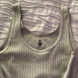 Grey tank top